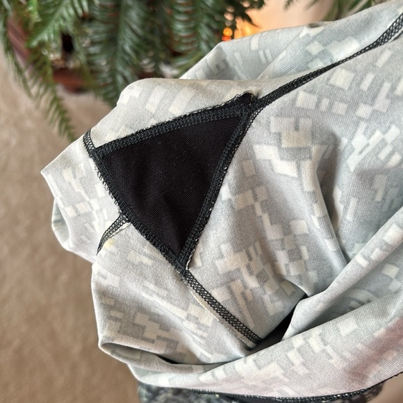 Nike Dri-Fit Power Legendary Printed Mid Rise Training Tights Geometric Leggings - Picture 15 of 16